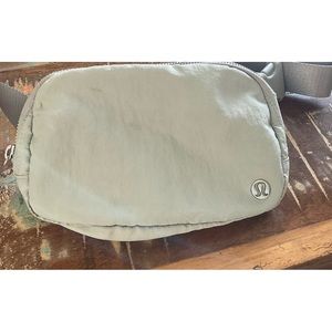 Lululemon belt bag